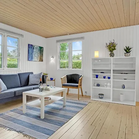 Ferienhaus 2 Bedroom Amazing In *