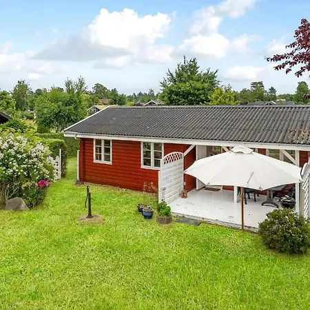 Cozy In With Wifi Holiday home